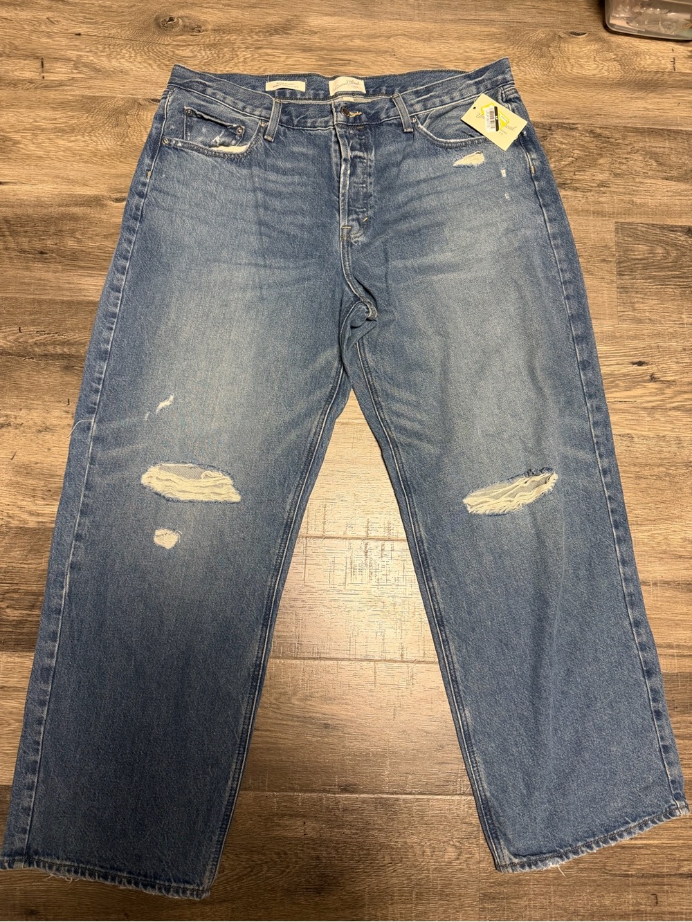 NWT Target Universal Thread Mid Rise 90s Baggy Distressed Jeans 16 Regular